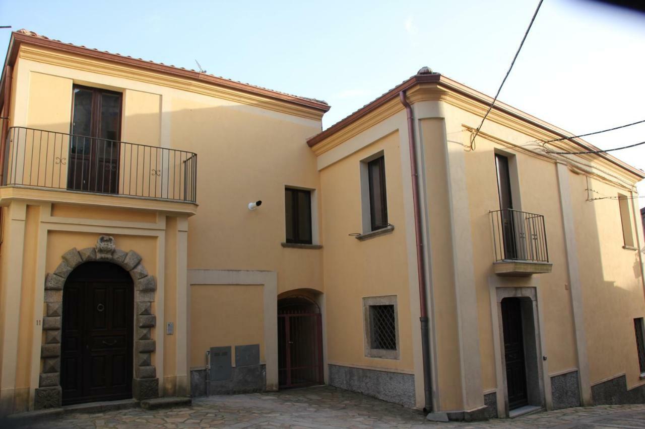 Le Vie Mediterranee Torre di Ruggiero Εξωτερικό φωτογραφία
